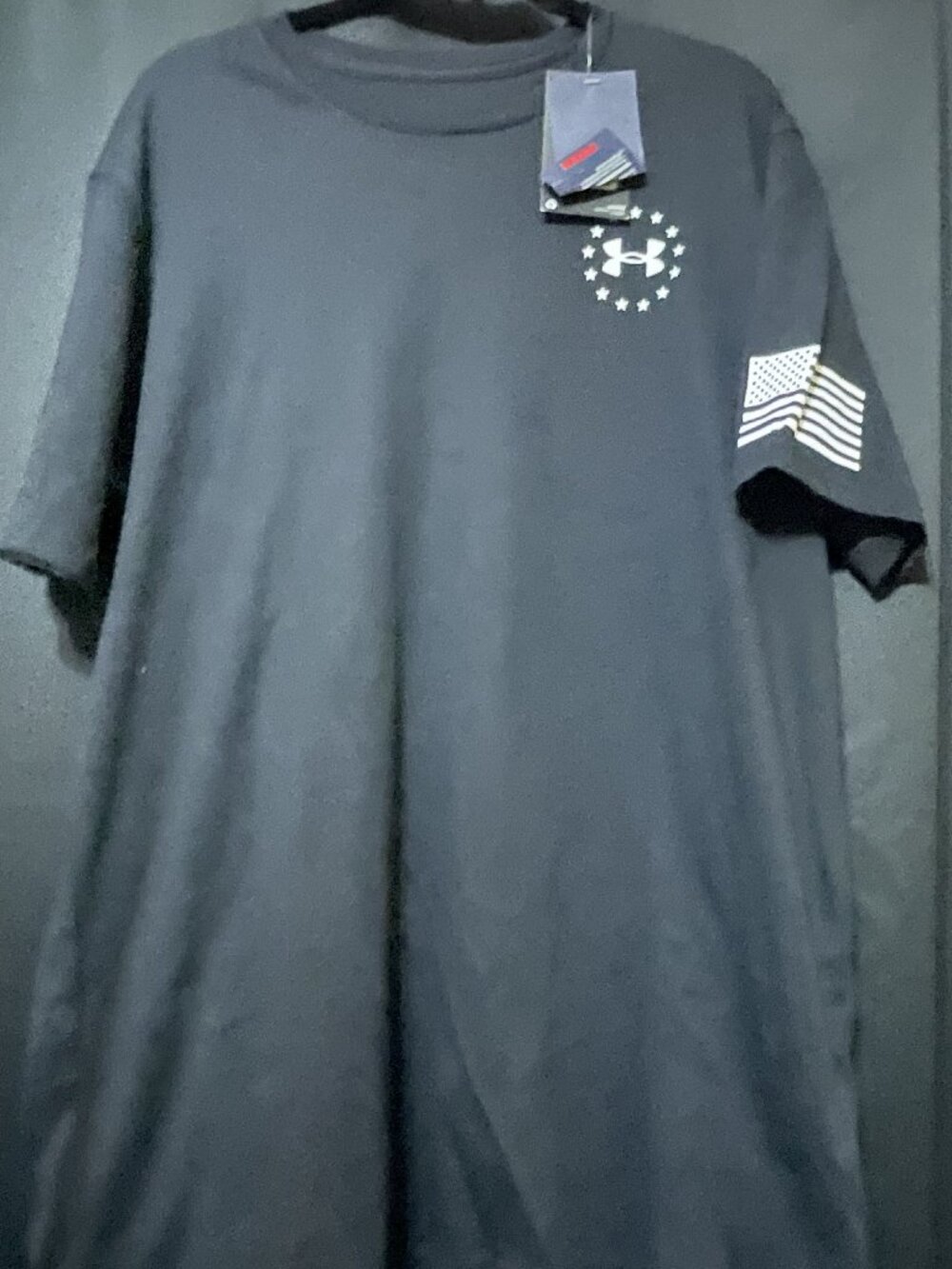 Under Armour Men’s Black Freedom Shirt Small